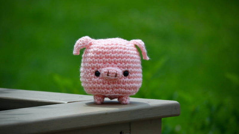 How to crochet a pig