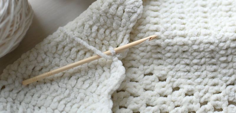 What to Crochet with White Yarn?