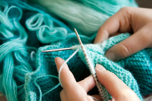 How to Hold Yarn While Crocheting