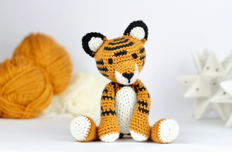 How to crochet a tiger