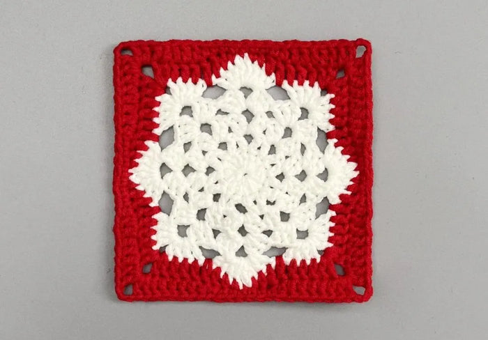 Free Crochet Large Snowflake Granny Square Pattern