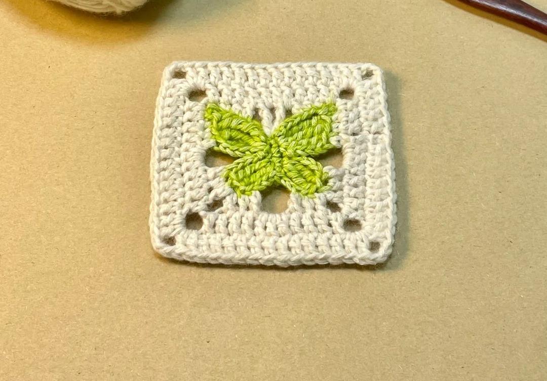 Free Crochet Butterfly Granny Square Pattern