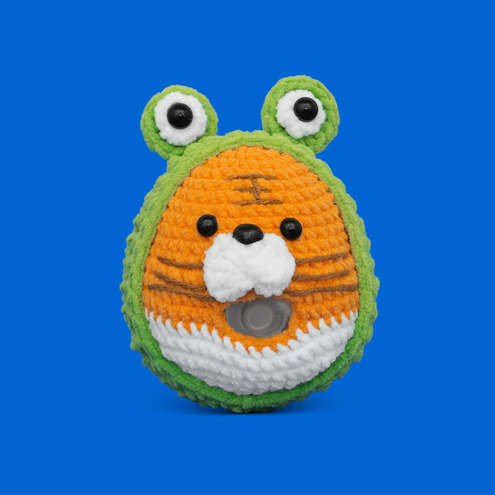 Press Bubble Tiger Crochet Kit