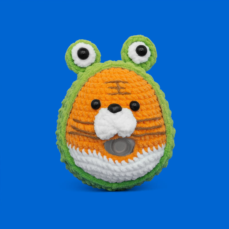 Press Bubble Tiger Crochet Kit