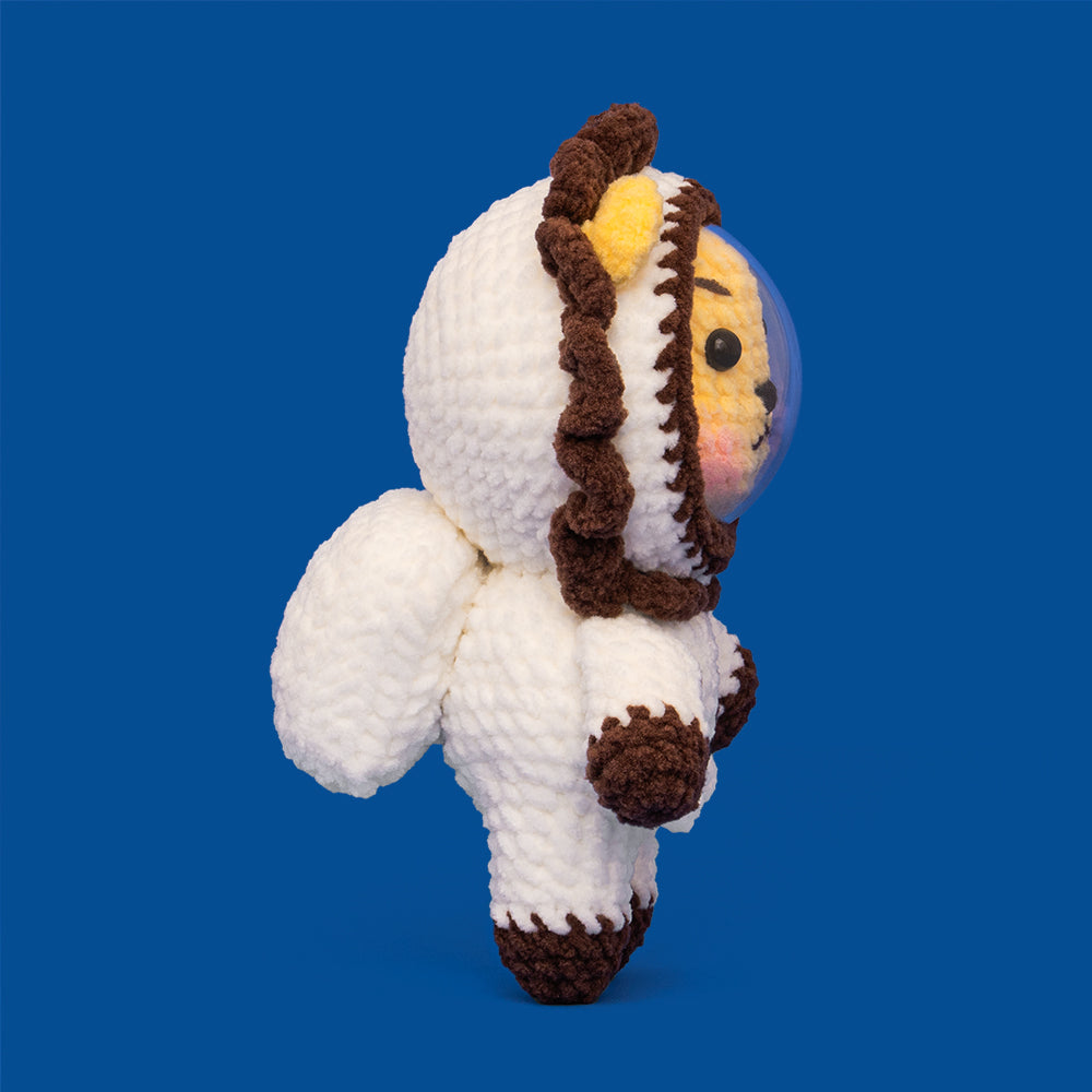 Space Astronaut Lion Crochet Kit