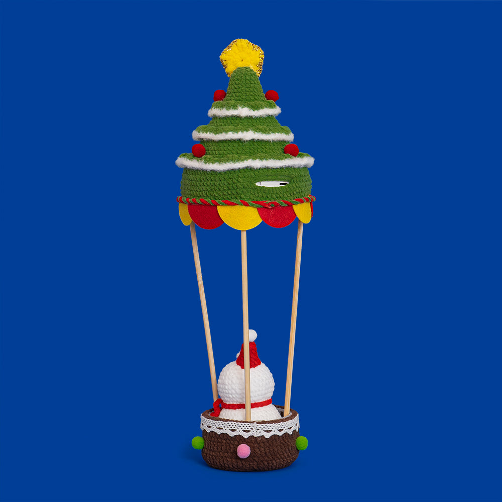 Christmas Tree Hot Air Balloon with Led Lights Crochet Kit