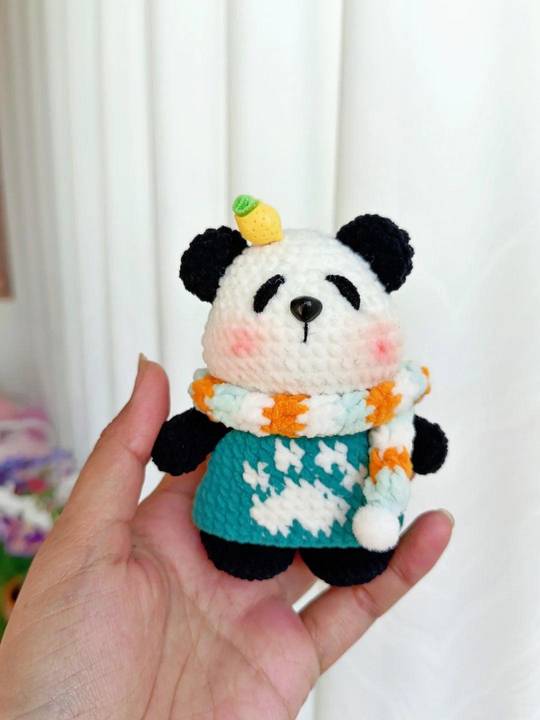 Crochet Pattern: Cute Panda Hat - HiCrochet