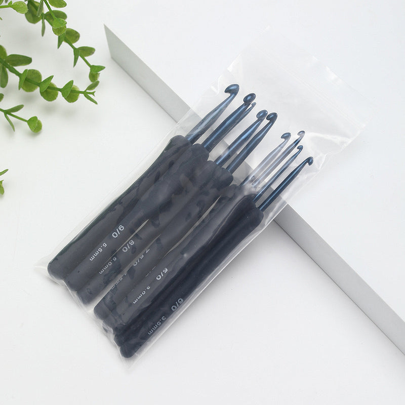 Blue Aluminion Crochet Hook