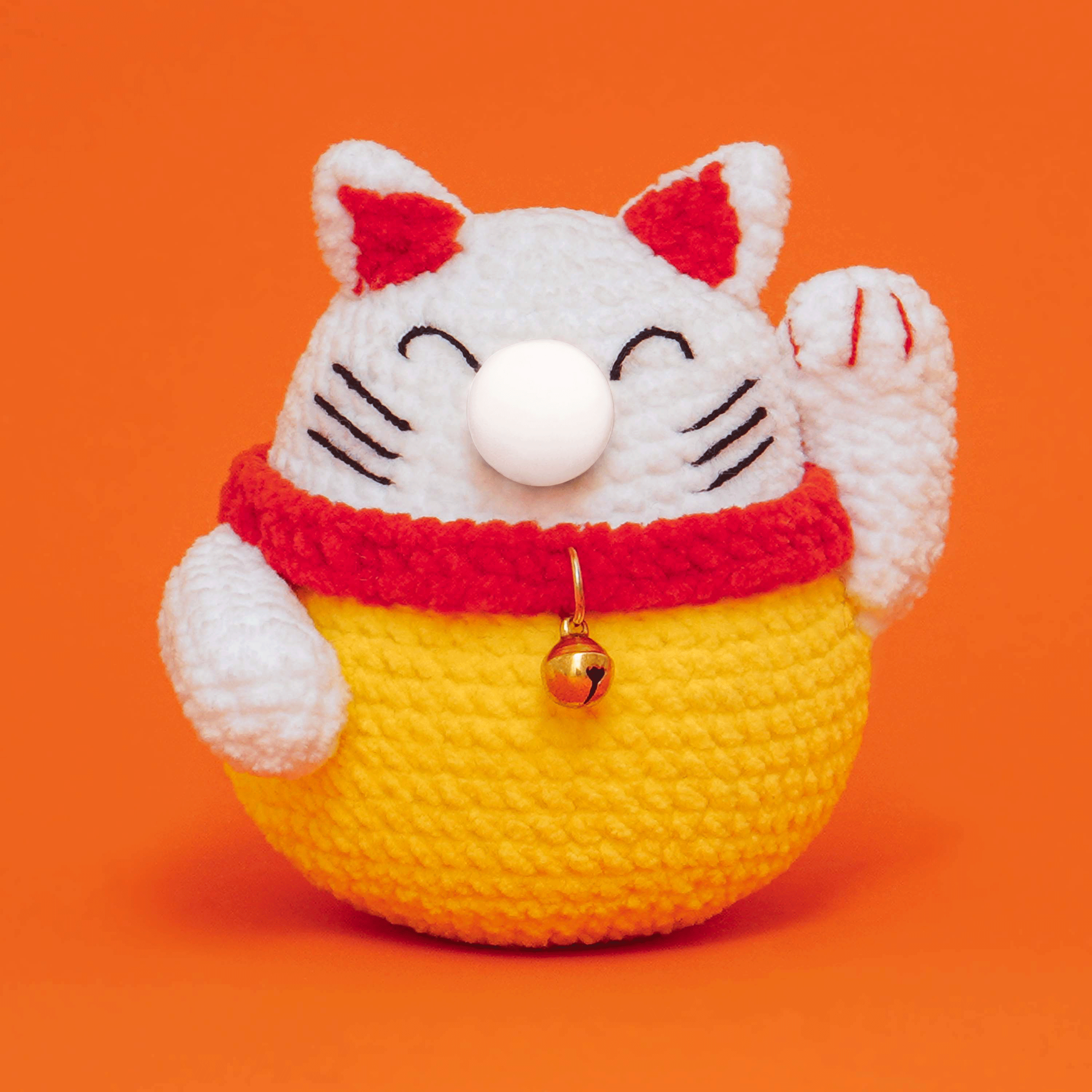Hoooked  DIY Crochet Kit Cat Lucky